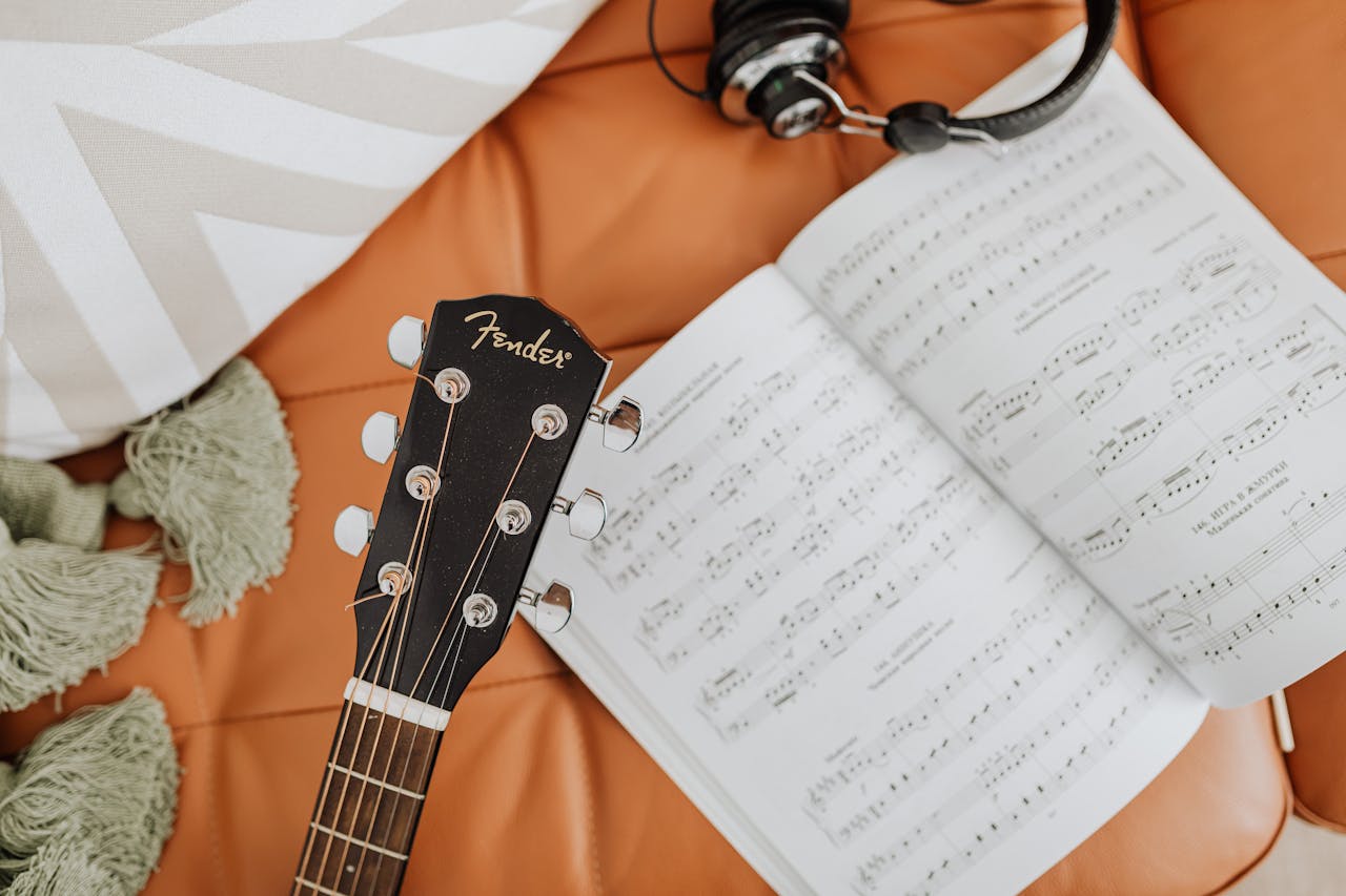Beginner Guitar Video Course